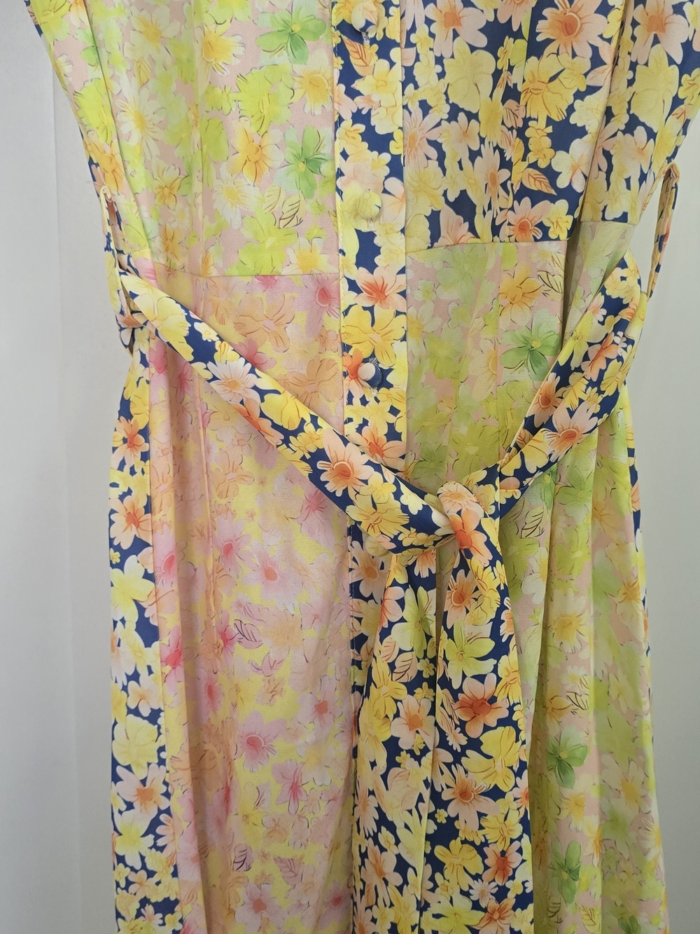 Everly Floral Maxi Wrap Dress in Yellow and Navy - Picture 5 of 6